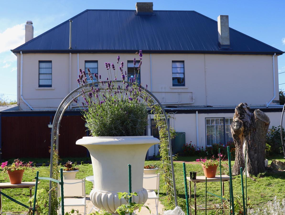 Blue Bell Inn Sorell Kültér fotó